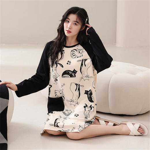 康妮雅女式长袖睡裙 商品图1
