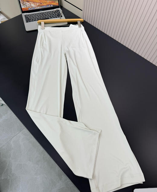 lulu家softstreme高腰垂坠感开叉喇叭裤062810 商品图9