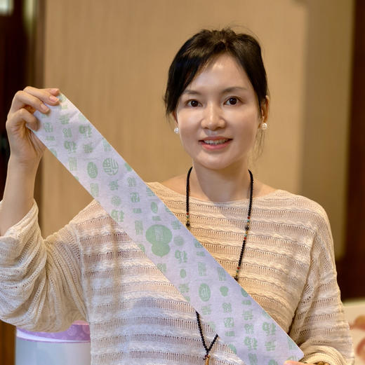 必囤单品🌿龙脊晒背贴，三伏限定补阳黄金法，艾叶+5味草本，还原阳光的温灸感，排除寒湿，细胞破壁技术高分子渗透到穴位，可随意剪裁，55cm覆盖面广泛4片/盒 商品图1