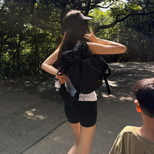 ROMI STUDIO 首饰袋 轻量化户外登山徒步黑色双肩背包 RWBLP31778 商品图0