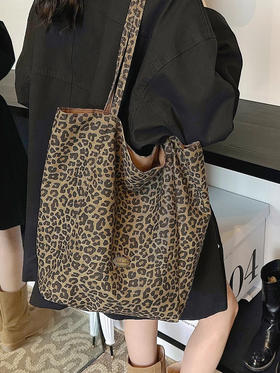 分镜头设计师品牌小众豹纹帆布包大容量正反两用单肩包简约休闲上班通勤包