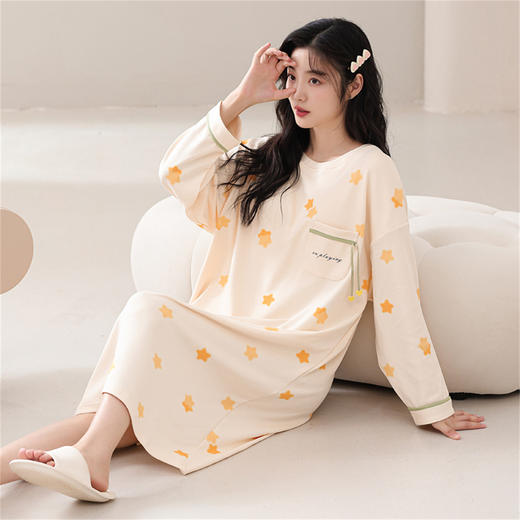 康妮雅女式长袖睡裙 商品图3