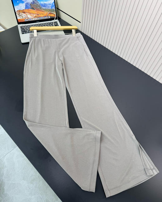 lulu家softstreme高腰垂坠感开叉喇叭裤062810 商品图10