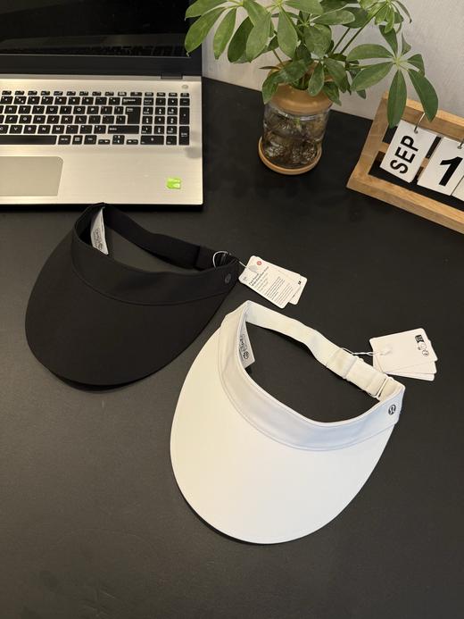 lulu遮阳帽吧！ 新时尚单品 价格还不贵又时髦又防晒 商品图3