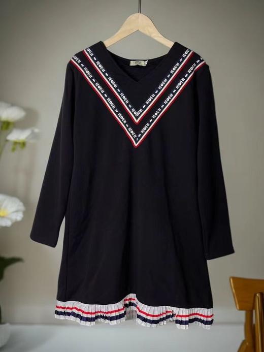 【诗铭洛可】0392百褶边V领长袖卫衣A8-1 商品图1