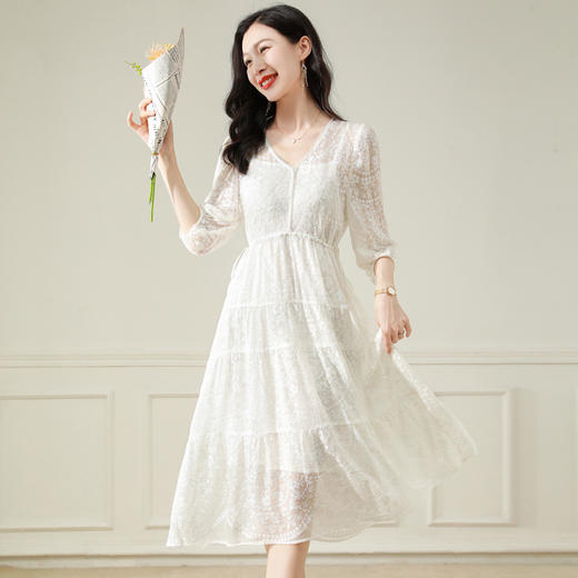 真丝短袖连衣裙高端设计感绣花温柔风优雅连衣裙8221 商品图3