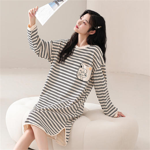 康妮雅女式长袖睡裙 商品图5