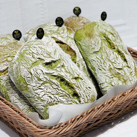 茉莉草莓恰巴塔