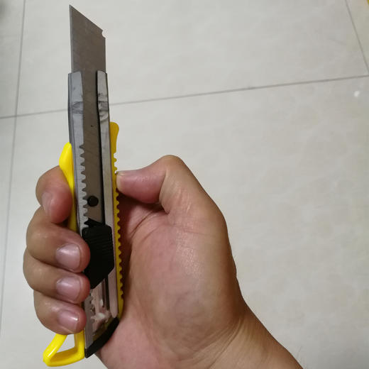大号美工刀壁纸刀1把 颜色随机 商品图1