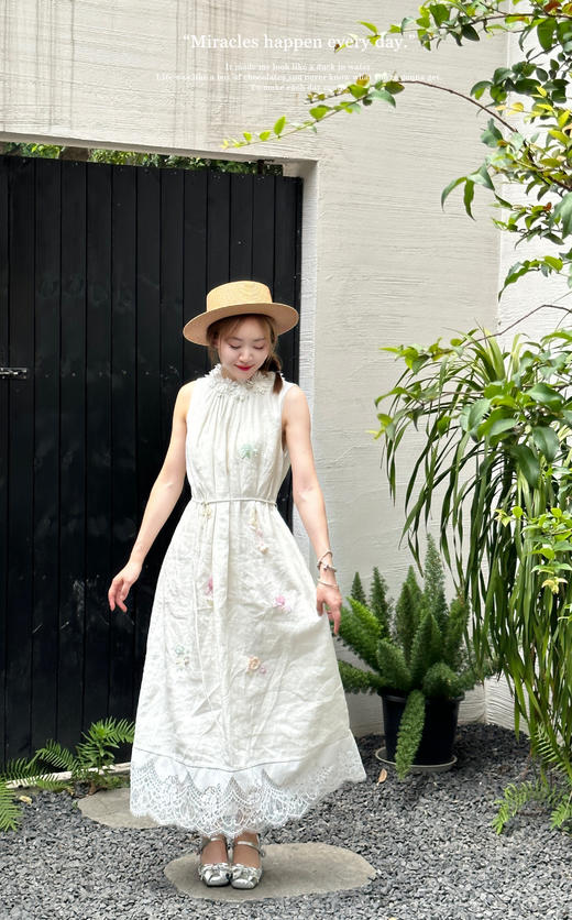 【大都会】朝峰无袖蕾丝连衣裙 商品图1