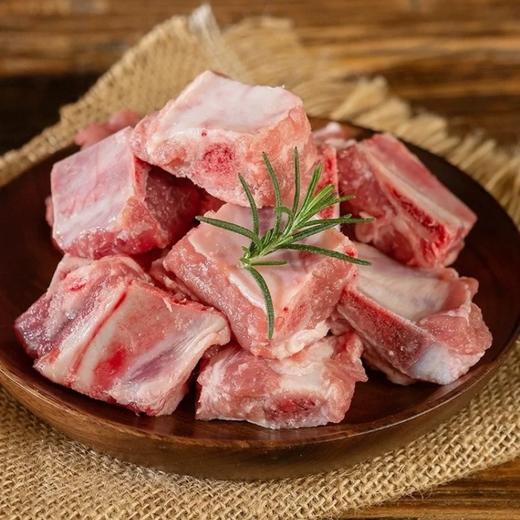 【斌哥优选】黑土猪软骨，猪猪身上“最值钱”的一块肉，自有农场原粮饲养的猪猪，国家农业农村部认证，国家保种场直供的“国宝级”黑猪肉，到手4斤哦。不是每一块都有脆骨哦，介意勿拍。 商品图0