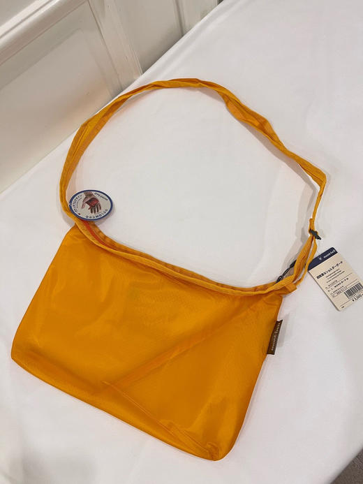 mo*t bell彩色小斜挎包 商品图3