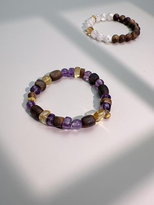 【普陀山】设计款金包银紫水晶奇楠沉⾹木手串  ⼼宁-流光单圈   ⼿围14-14.5 商品图1