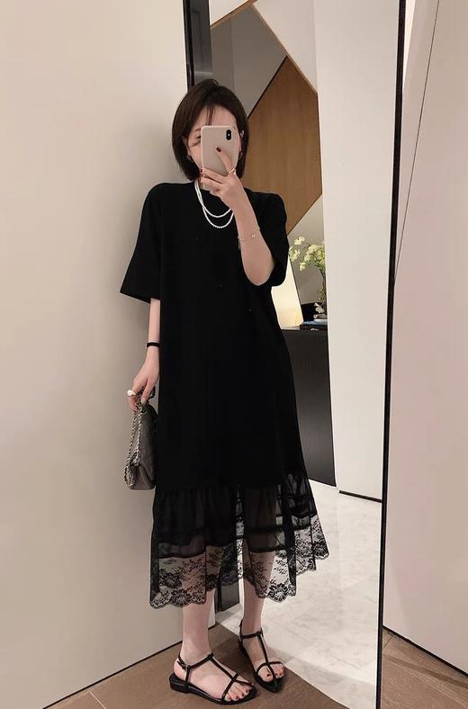 精致小黑裙蕾丝拼接连衣裙秒瘦20斤 商品图1