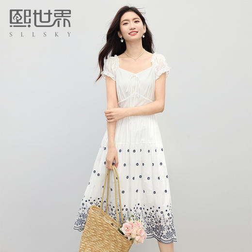 【专属特价】熙世界波西米亚风刺绣连衣裙女2025夏日新款独特超好看白色长裙子 商品图0