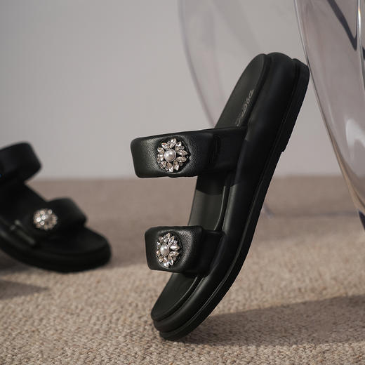 豪麟名鞋奥莱迪嘉女鞋凉拖羊皮革DJHJO51WL202黑色  原价1660元 商品图2