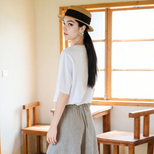 谜底T恤短袖女2025秋季新款简约百搭宽松钉珠绣花上衣257MT7774 商品图2