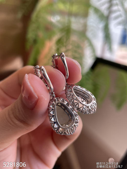 5281806，福豆耳坠。具体价格微信咨询 商品图5