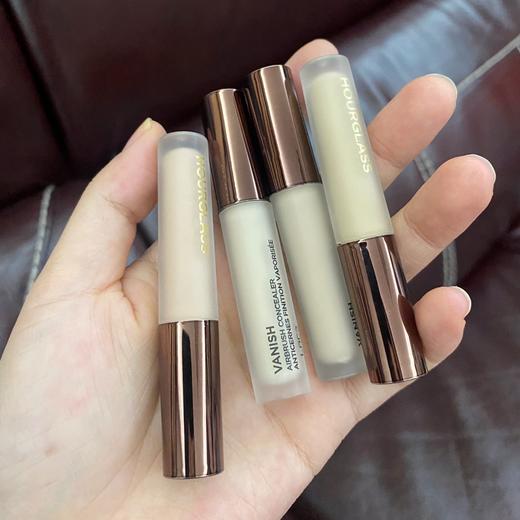 【hourglass遮瑕】中样💰99 我去！古希腊拯救面中凹陷的神！  用一囤三的神级遮瑕 泪沟、痘印直接OUT！ 面部平整度全靠它！ 商品图0