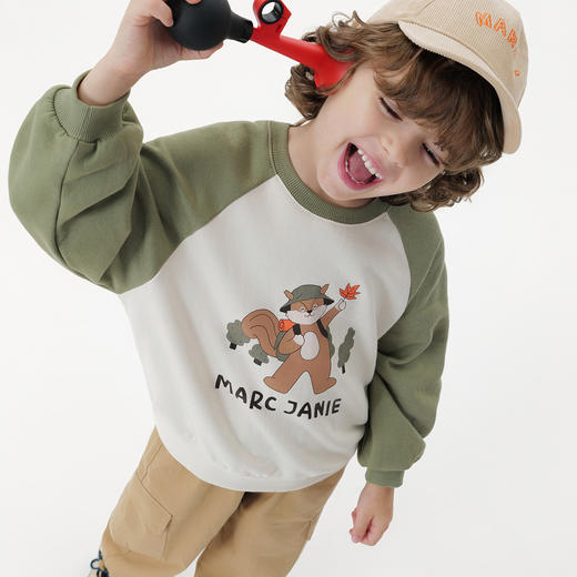 马克珍妮男女童松鼠印花撞色插肩袖卫衣宝宝套头衫秋装新品551151 商品图3