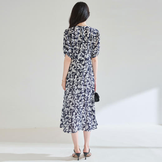 「高货sh」全新升级【铂金会员284/天猫379/差价95】(40211)洛诗琳气质碎花茶歇裙2025夏季中长款高级感收腰A字连衣裙 商品图4