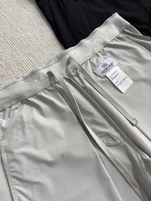 点此购买 可隆夏季男士梭织防泼水多口袋户外运动5分裤 bk 323015 商品图11