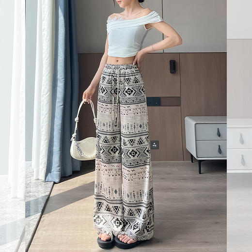 西遇冰丝民族风休闲裤女夏季新款印花高腰抽绳薄款阔腿裤SS051025/SS051026 商品图1