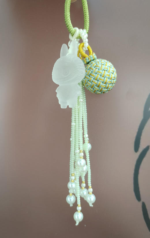 有求必应拉布布 天然白水晶拉布布吉祥挂件 手工编织流苏Labubu挂件 商品图1