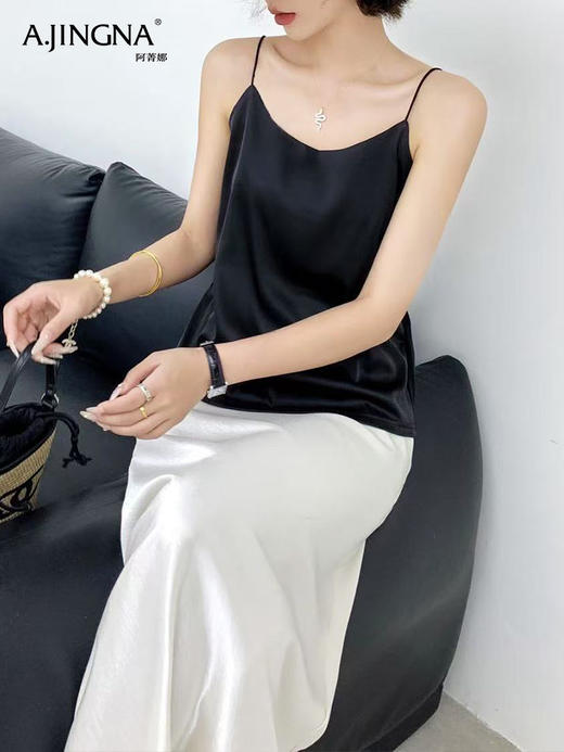 【夏日宝藏】阿菁娜氛围美感法式丝光缎面吊带背心F30X201005 商品图3