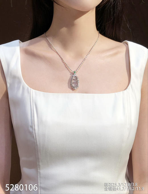 玻璃种福豆吊坠 79999【5280106】具体价格微信咨询 商品图7