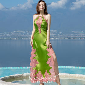 被温柔住的露背双侧开叉真丝长裙可外穿度假 A250315