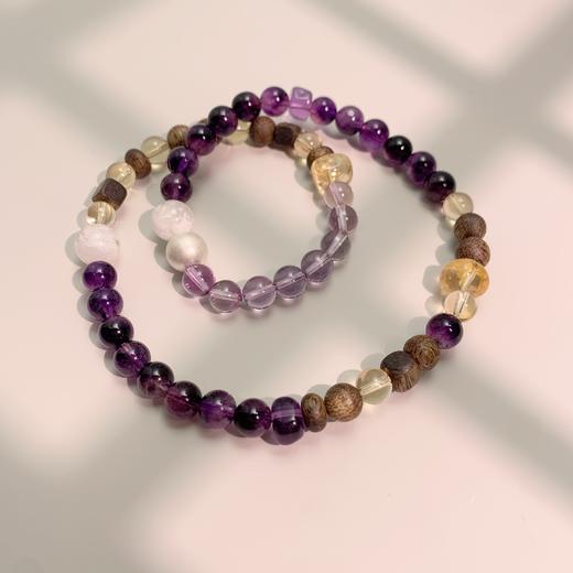 【普陀山】设计款紫超七水晶沉⾹手串  ⼼宁-流光双圈 商品图3