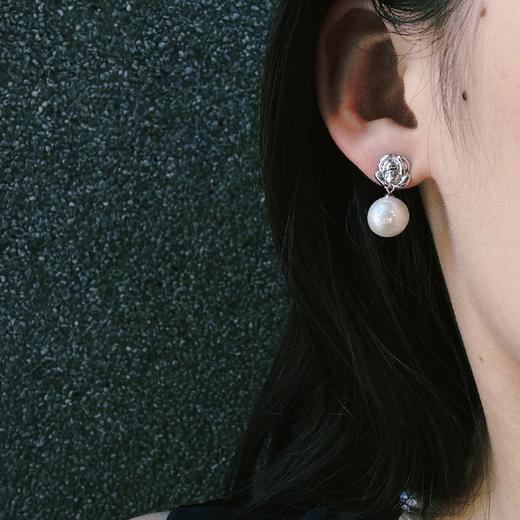 【甄珠贝】玫瑰花耳环 11-12mm ji光淡水  正圆 基本无暇或微微瑕 925纯银配件 商品图5