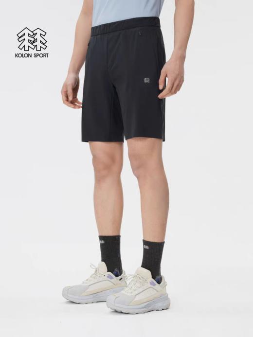 点此购买 可隆夏季男士梭织防泼水多口袋户外运动5分裤 bk 323015 商品图6