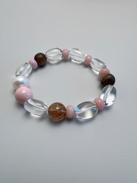 【普陀山】⾼净体⽩⽔晶11mm奇楠沉⾹ ⾦粉童话设计款  ⼿围15-15.5mm