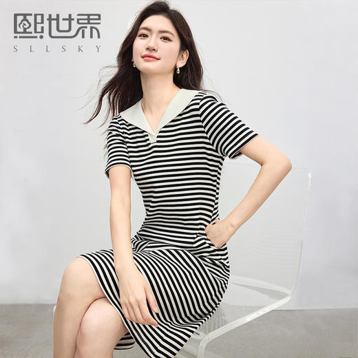 【专属特价】熙世界2025夏季新款撞色海军领条纹连衣裙女收腰显瘦减龄休闲裙子 商品图0