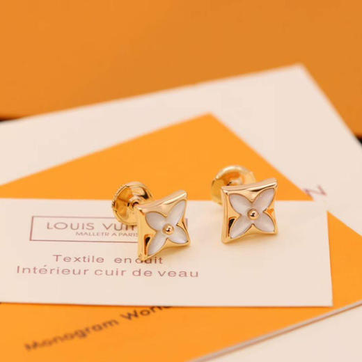 LOUIS VUITTON LV COLOR BLOSSOM精致 白贝母耳钉 女款（SJ） 商品图2
