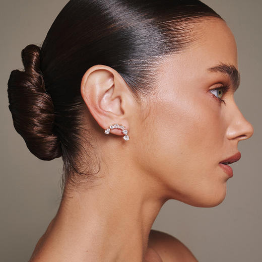 北京仓｜Lili Claspe-Mavis-金色 半圆 锆石 耳钉［美国设计师］ 商品图3