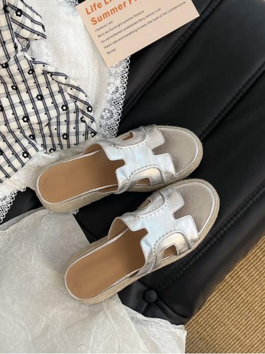 🎁【PlatBase赵露思同款头层牛皮麻绳底H凉拖鞋】🌈懒人夏天不能没有拖鞋，凉快又自在！！🔸日常出行方便省心，草编元素自带清新慵懒气息 商品图5