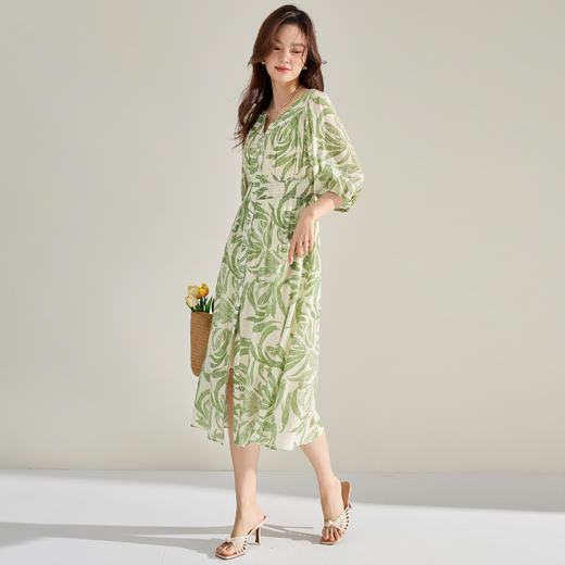 「高货sh」全新升级【铂金会员284/天猫379/差价95】(41535)洛诗琳法式V领印花连衣裙2025夏季灯笼袖收腰开叉长裙 商品图2