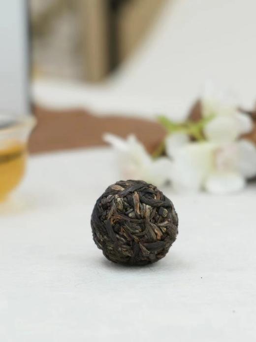 2021年麻黑石门坎龙珠 汤中有骨 山野气韵  生茶 150克 商品图1