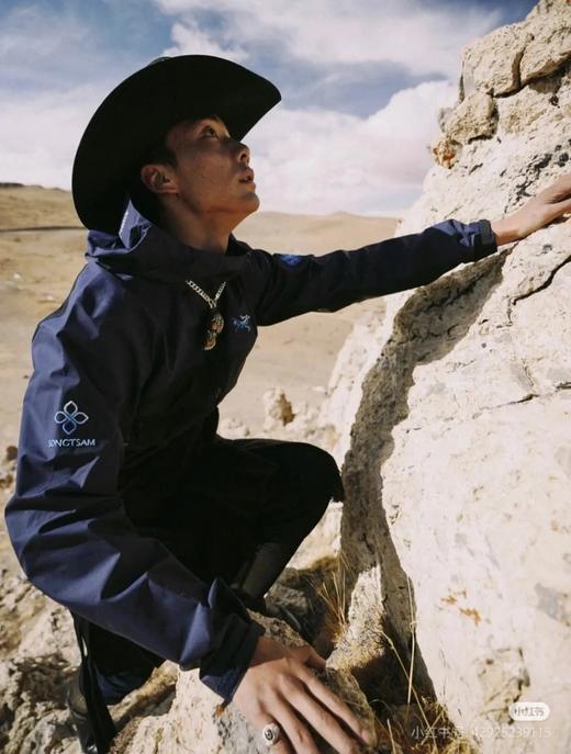 联名款BETA SL GAMMA HOODY3.0冲锋衣 商品图3