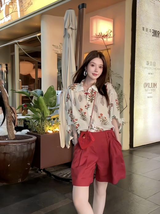 红石榴高腰小A阔腿翻折边天丝麻短裤 商品图2