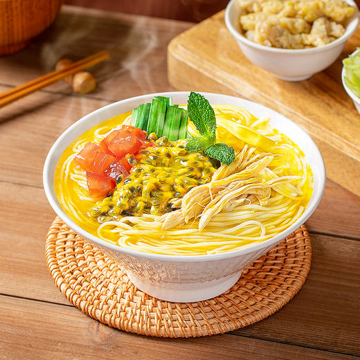 【高原采】 💞惠享版💞 百香果金汤干米线 袋装140g 果香四溢 酸爽开胃 商品图2