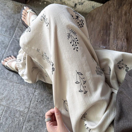 百媚生 棉质法式印花棉八分裤阔腿灯笼裤L5572 商品图2