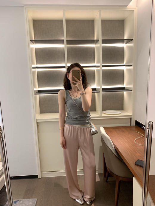 max醋酸抓皱肌理高级了空气垂垂裤 商品图9