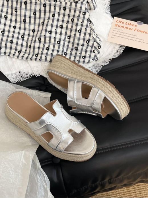 🎁【PlatBase赵露思同款头层牛皮麻绳底H凉拖鞋】🌈懒人夏天不能没有拖鞋，凉快又自在！！🔸日常出行方便省心，草编元素自带清新慵懒气息 商品图4