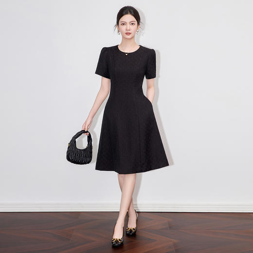 「高货wl」全新升级【铂金会员358/天猫479/差价121】(21340)洛诗琳提花压皱人丝连衣裙2025夏季新款通勤简约A摆裙女 商品图0