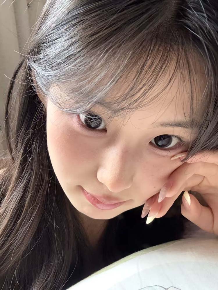 loveiikira 半年抛 卿本佳人 直径14.2mm着色13.6mm