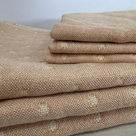 柞蚕丝点点毛巾